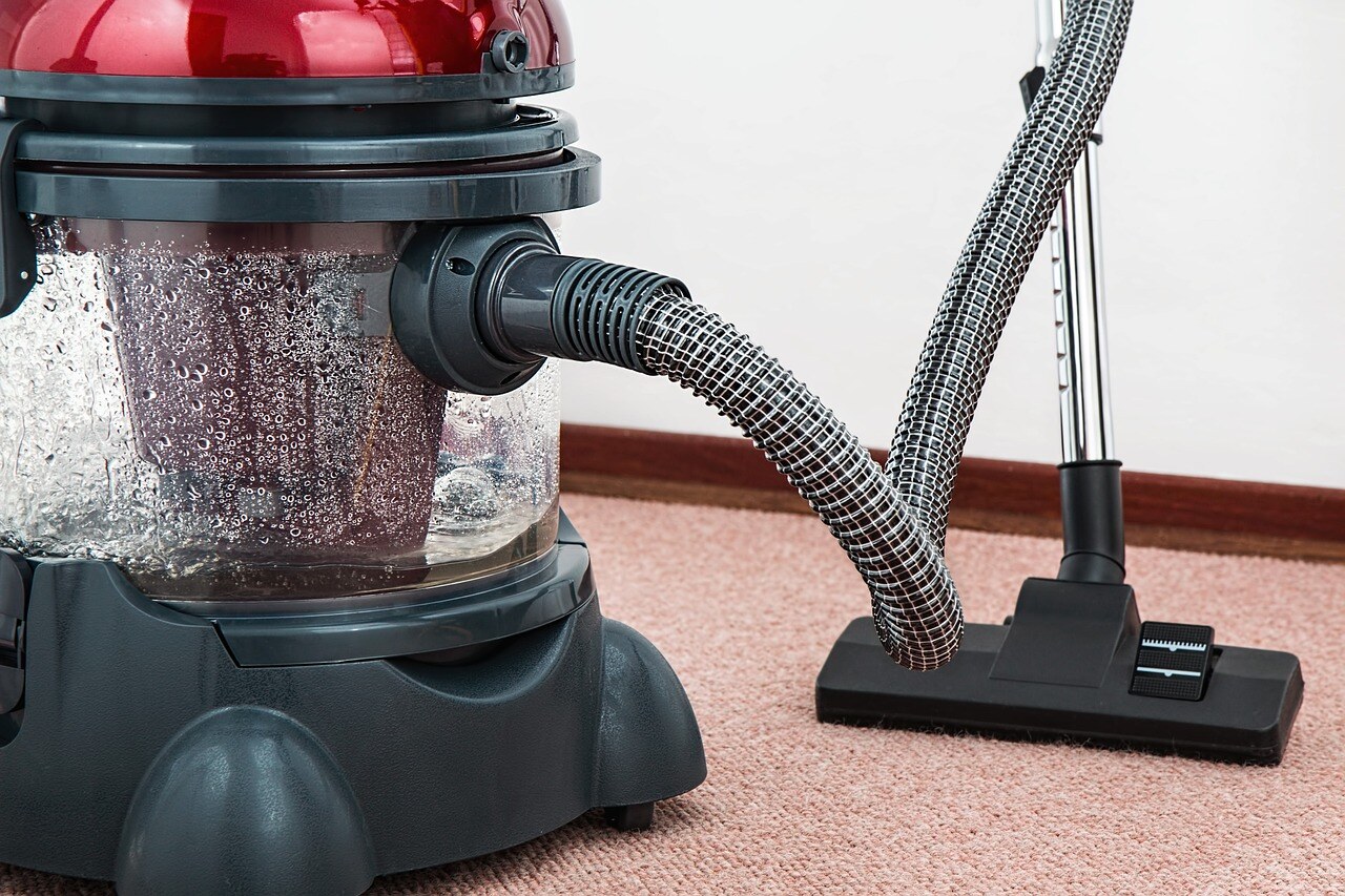 Deep Cleaning Your Carpets: A Hidden Essential for Every Workspace